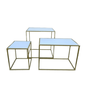 Mini Tables Brancas com base dourada